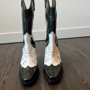 Ganni Cowboy boots